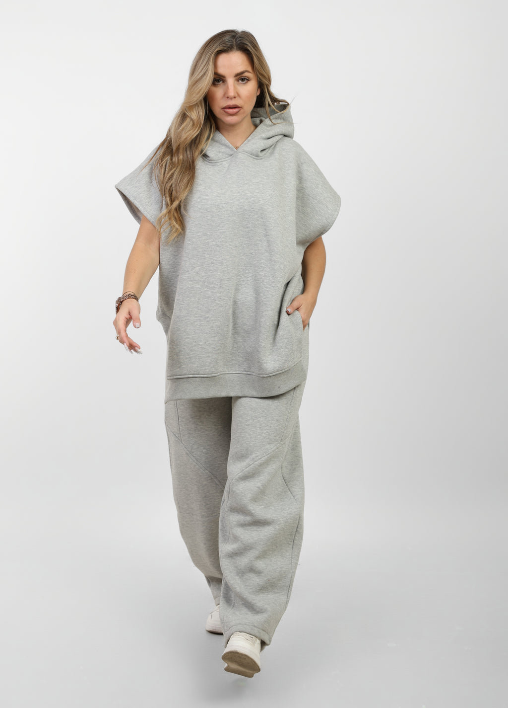 Sleeveless Edgy Sweatshirt